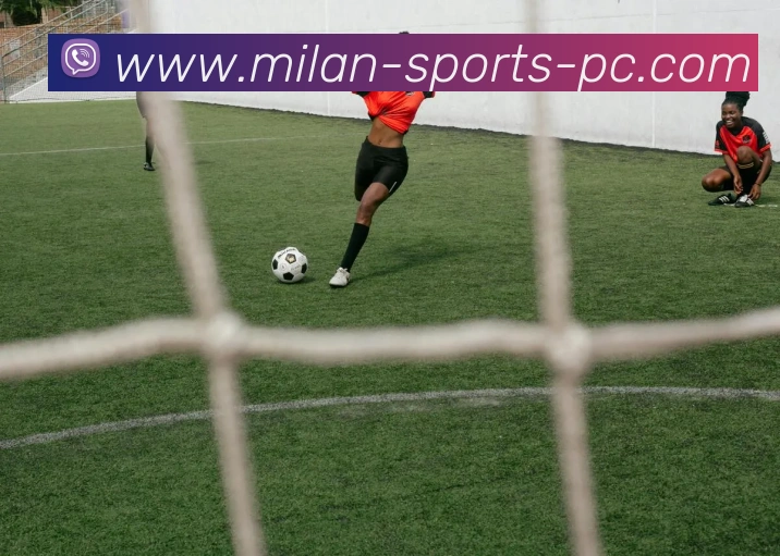 克尼佩尔全能表现助力球队埃奇库姆火力全开尼德豪泽贡献防守大帽